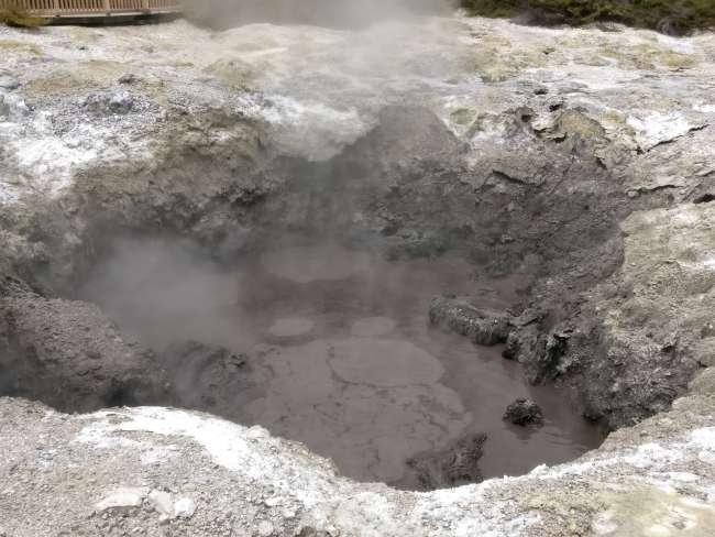 Devils bath