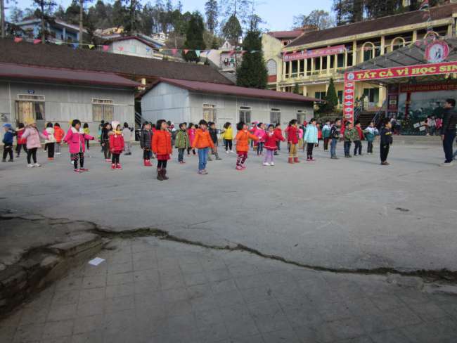 School children in Sapa