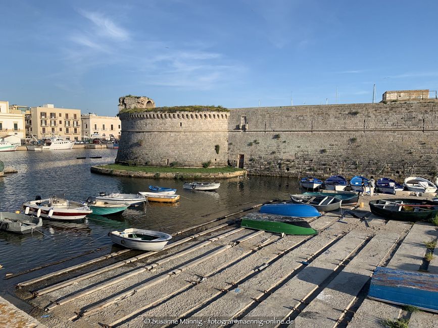 Hafenbereich an der Festung