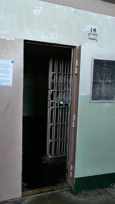 Alcatraz - lichtlose Zelle in Block D