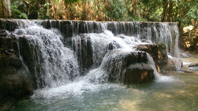 Tad Kuang Si: a slightly smaller waterfall