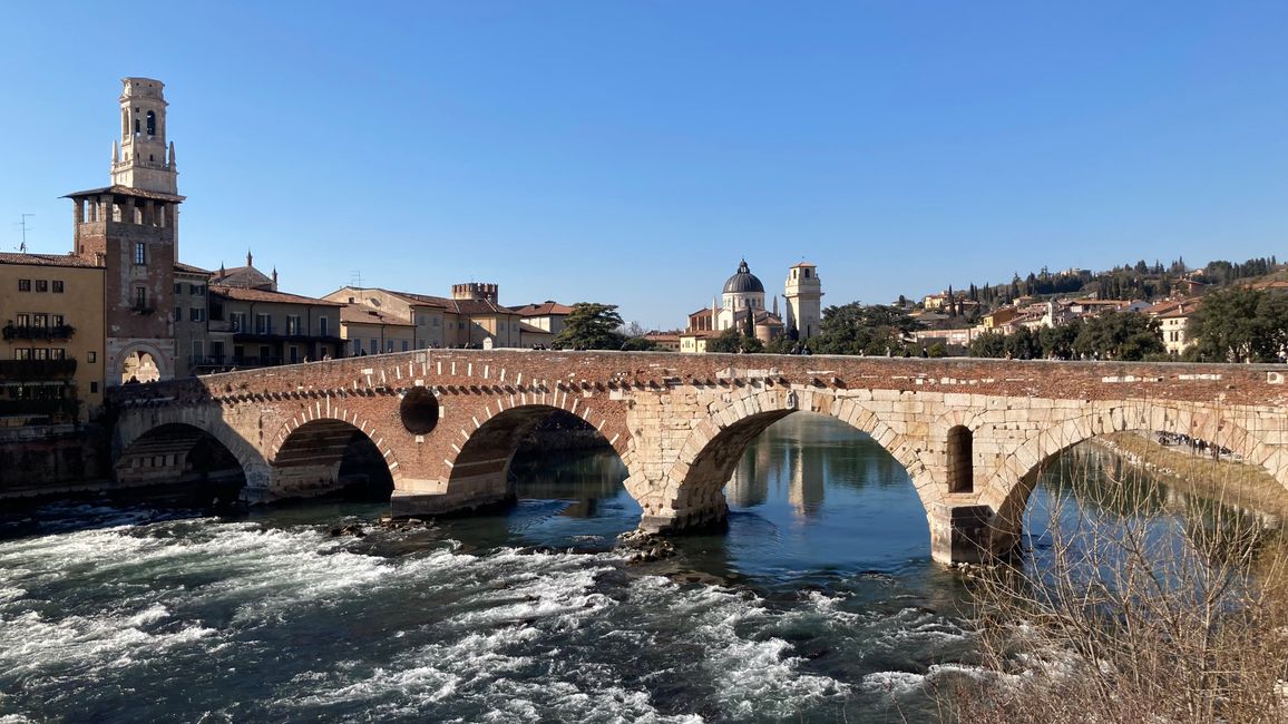 Ponte San Pietra, schon die alten Römer hatten hier ihre Brücke
