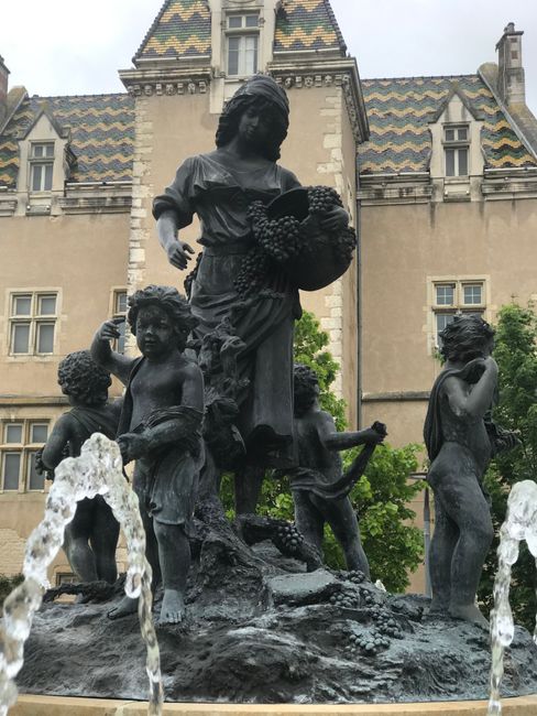 10th May/41st Day: Beaune - Fontaine
