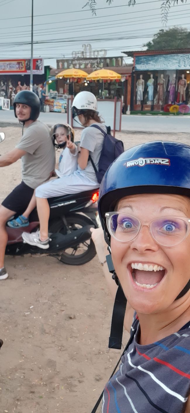 Moped fahren zusammen macht doch viel mehr Spass.
