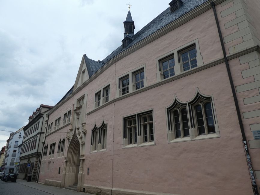 früheres Hauptgebäude der Universität