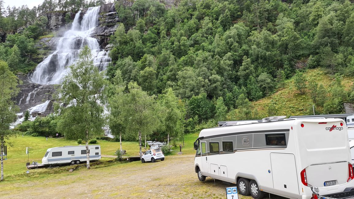 Tvinde Camping am Voss Wasserfall
