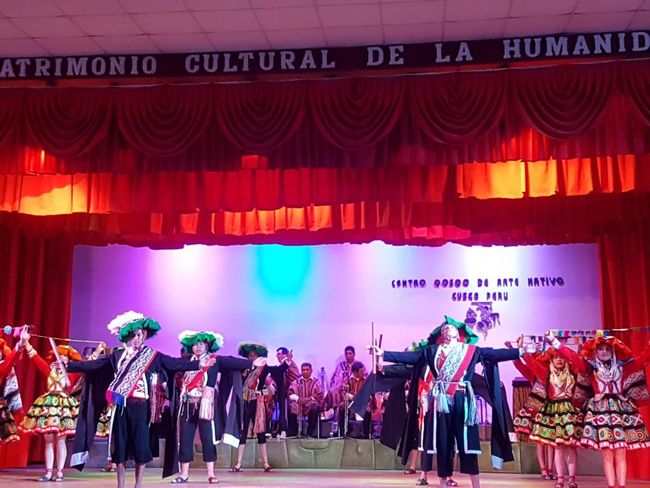 Dance performance at Centro Cusco de Arte Nativo