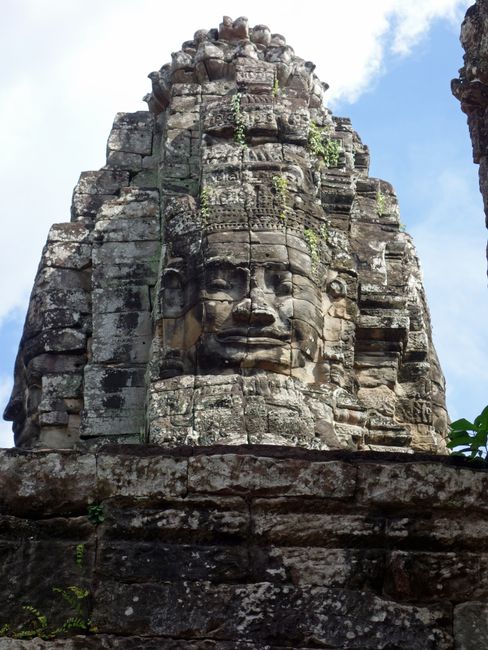 Bayon: one of the 200 faces