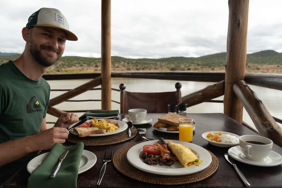 Breakfast with Hippos