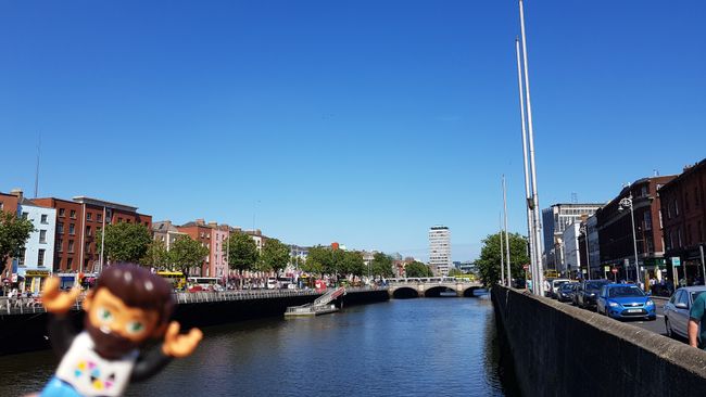 Dublin, bereits im Stadtzentrum gibt es wieder blauen Himmel