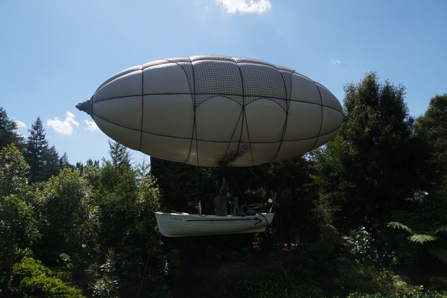 Ein Zeppelin im Mansfield Garden