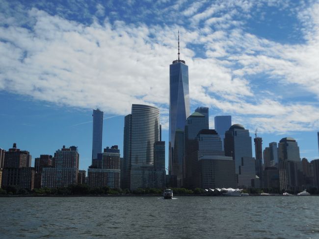 Lower Manhattan skyline with the One World Trade Tower