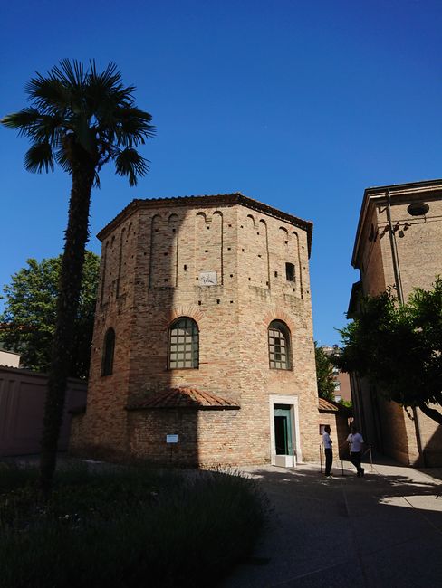 Ravenna Taufkapelle