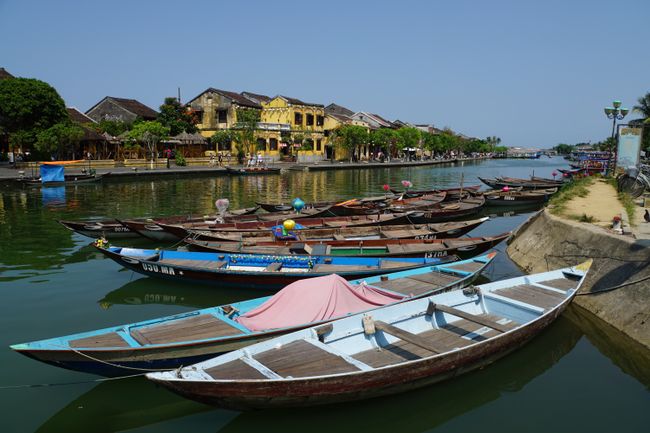 Gondolas gather on the Thu Bon River