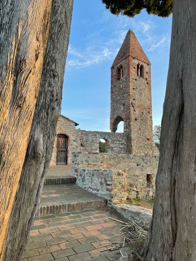 Eine Kirche aus dem Mittelalter