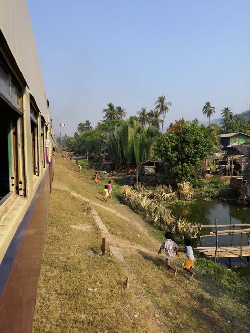 Dawei - Mawlamyine - Yangon mit dem Zug