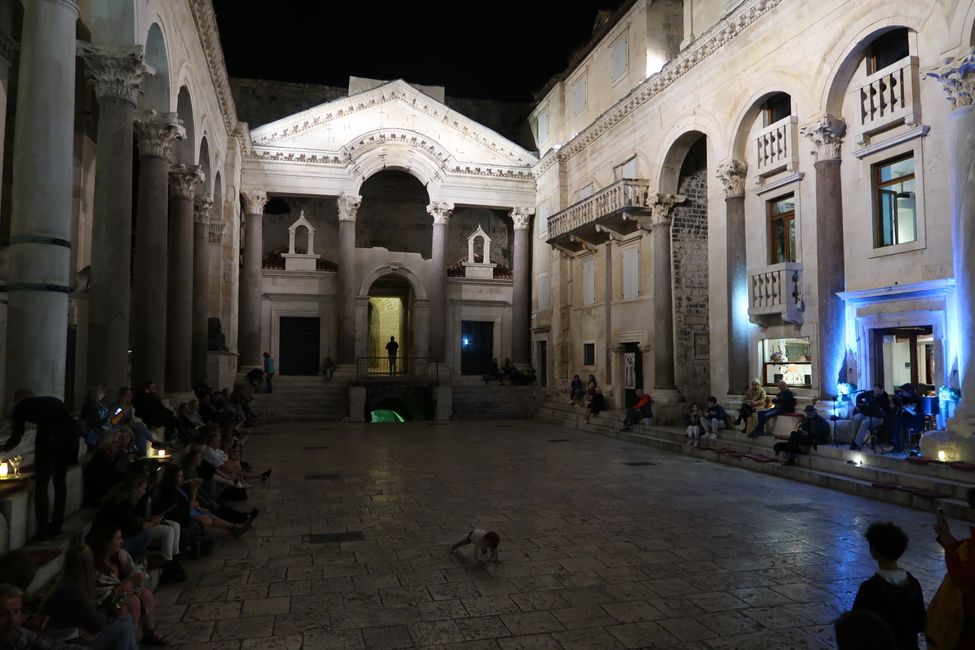 Diokletianpalast bei Nacht