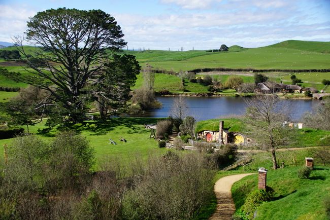 07/09/2018 - Arrived in the Shire (Hobbiton Movie Set)