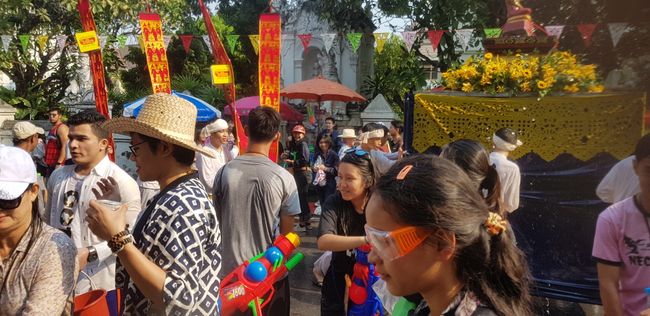 Chiang Mai -part2- Time for Songkran! (day 17-22)