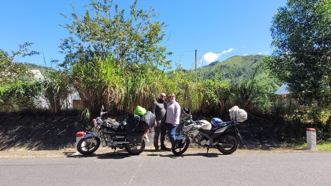 Tag 2 - Mit dem Motorrad von Prao nach Hue