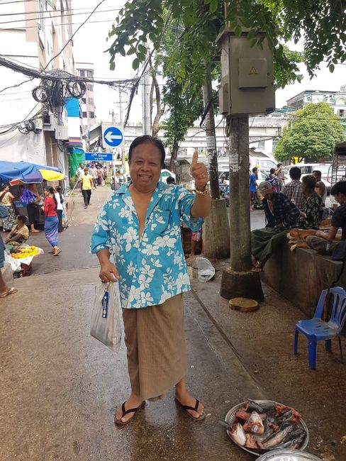 Auf dem Markt in Yangoon (Myanmar)