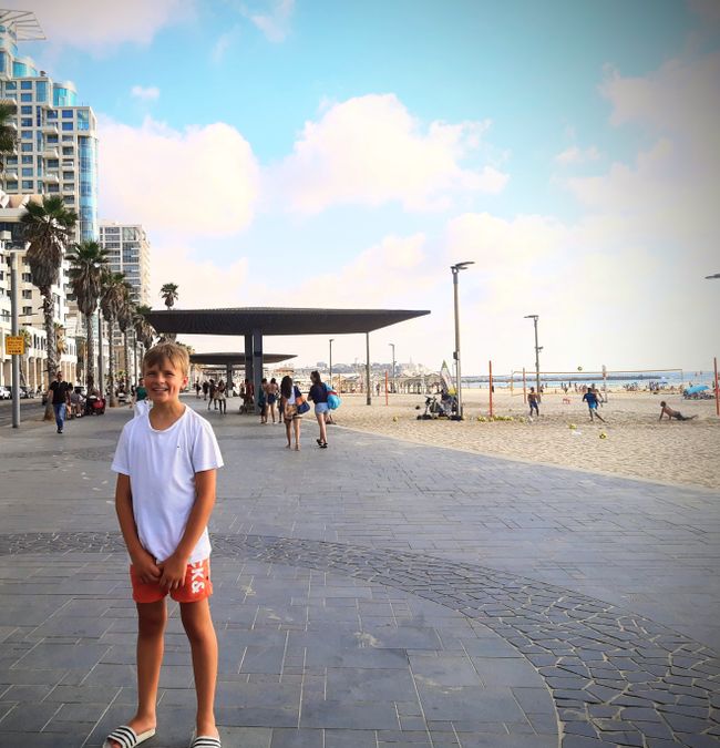 Ankunft und Jerusalem Beach