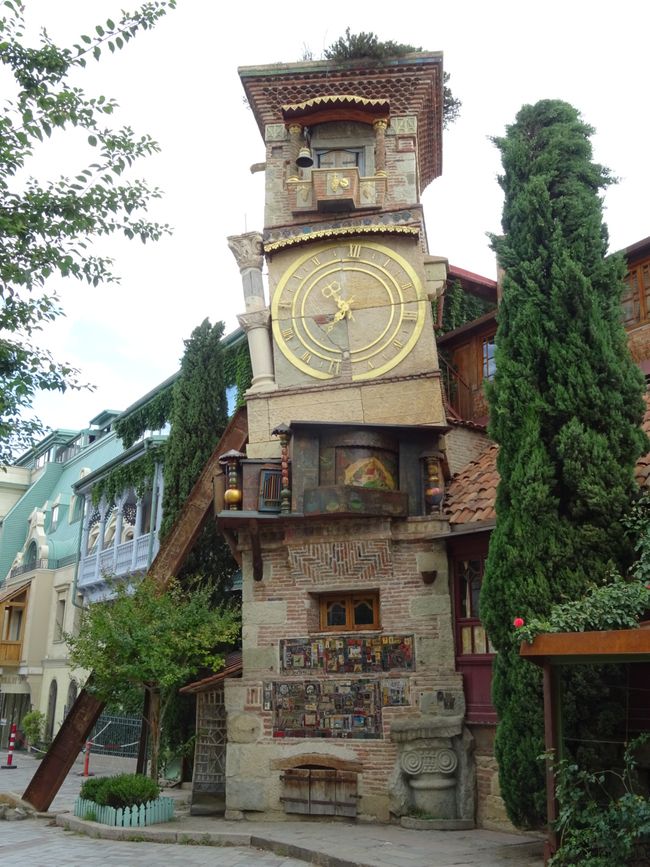 Turm des Gabriadze-Theaters