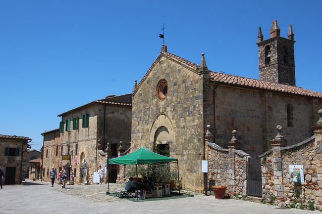 Monteriggioni Church