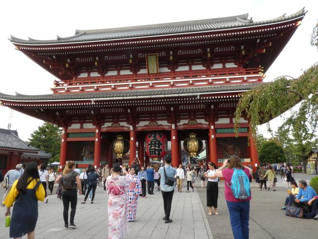 Tokyo - Sensō-ji temple main hall