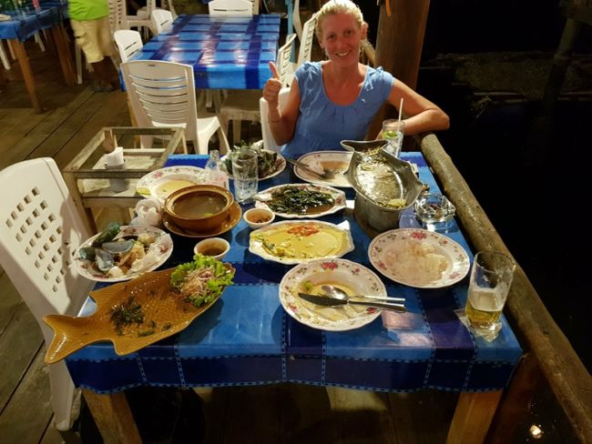 Seafood dinner in Saladan
