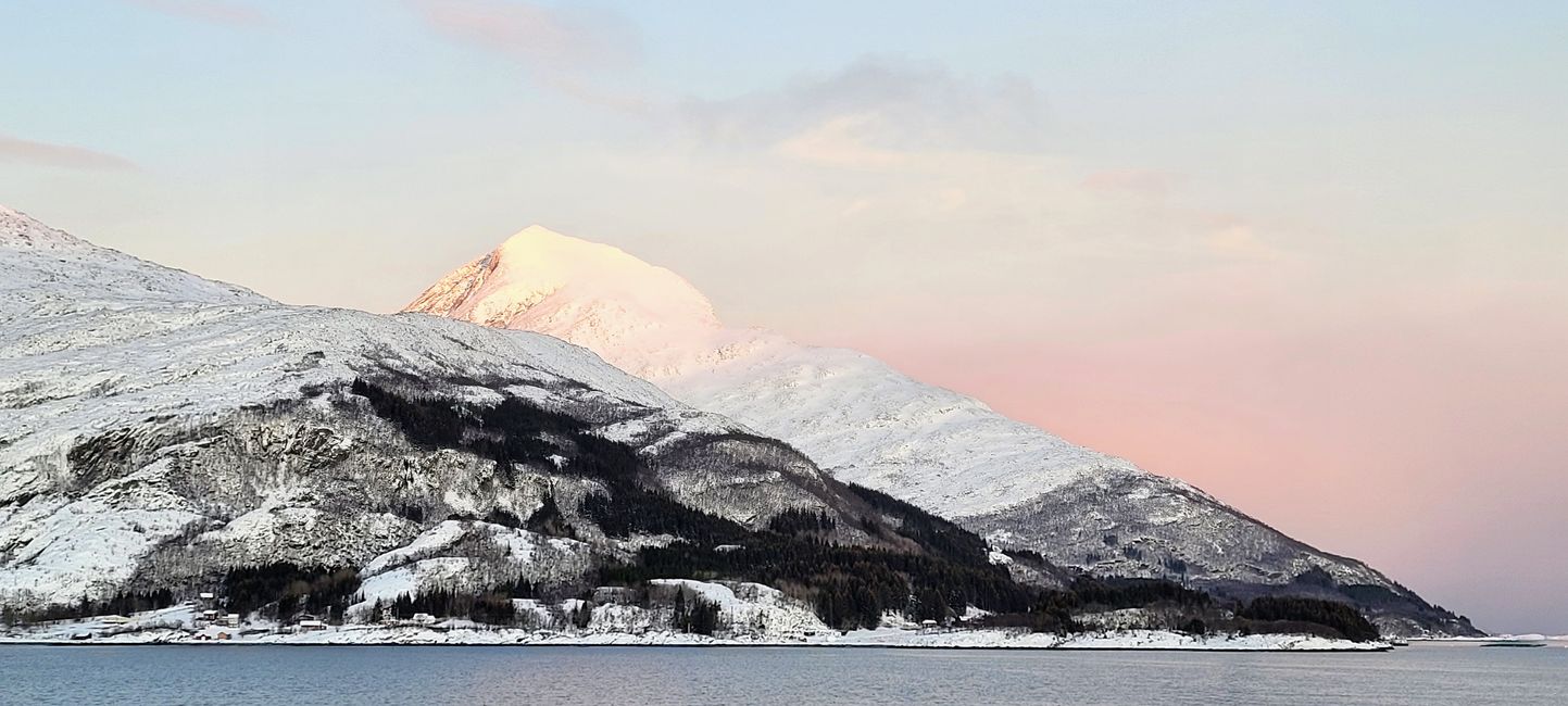 Hurtigruten Otto Sverdrup
Hamburgo-Nordkapp-Hamburgo
21 de enero de 2022