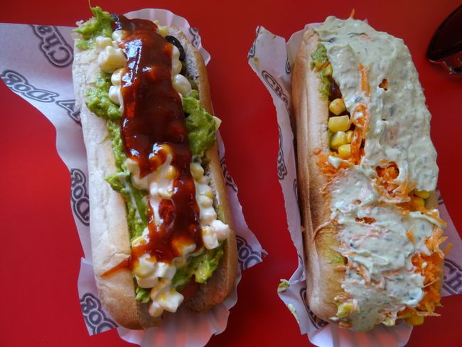 Hotdogs! Eines muss man den Chilenen laßen, sie haben einen guten Geschmack was fastfood anbelangt.