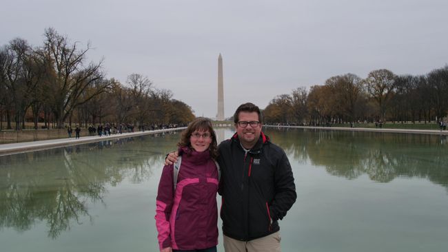 im Hintergrund das Washington Monument
