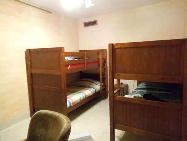 Zimmer/Zelle im Hostel