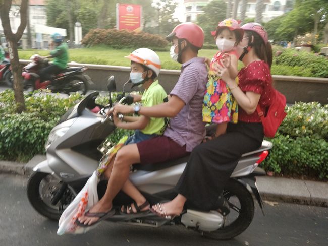 Normales Bild  auf den Straßen Vietnams