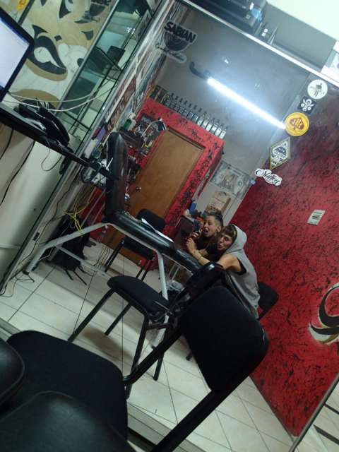 and once again, we ended up in a tattoo studio ;-)