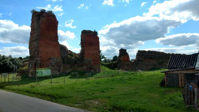 Kreva Castle, medieval ruin