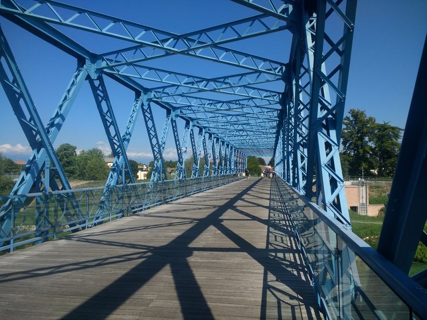 Brücke vorm Rennen