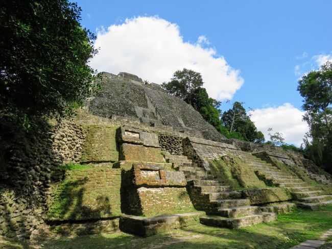 Lamanai markan maya ruinanakapa