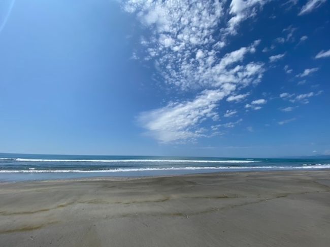 The beaches on the east coast of the North Island
