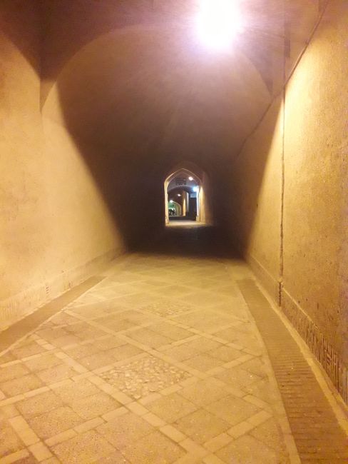 eine Art Tunnel