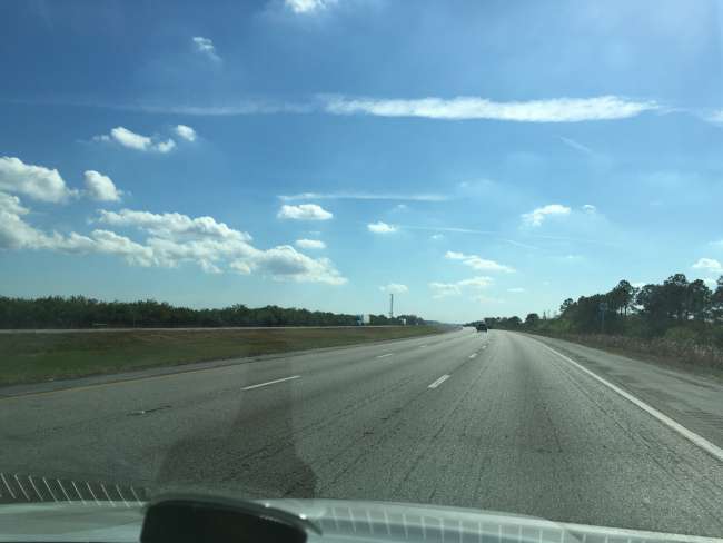 3-spurige Interstate 95, noch mit wenig Verkehr