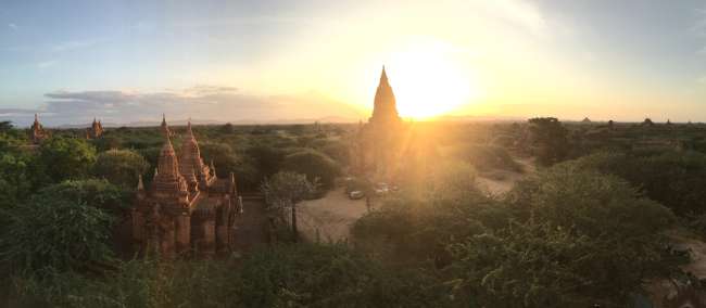 Bagan - in the temple sea of the former royal city