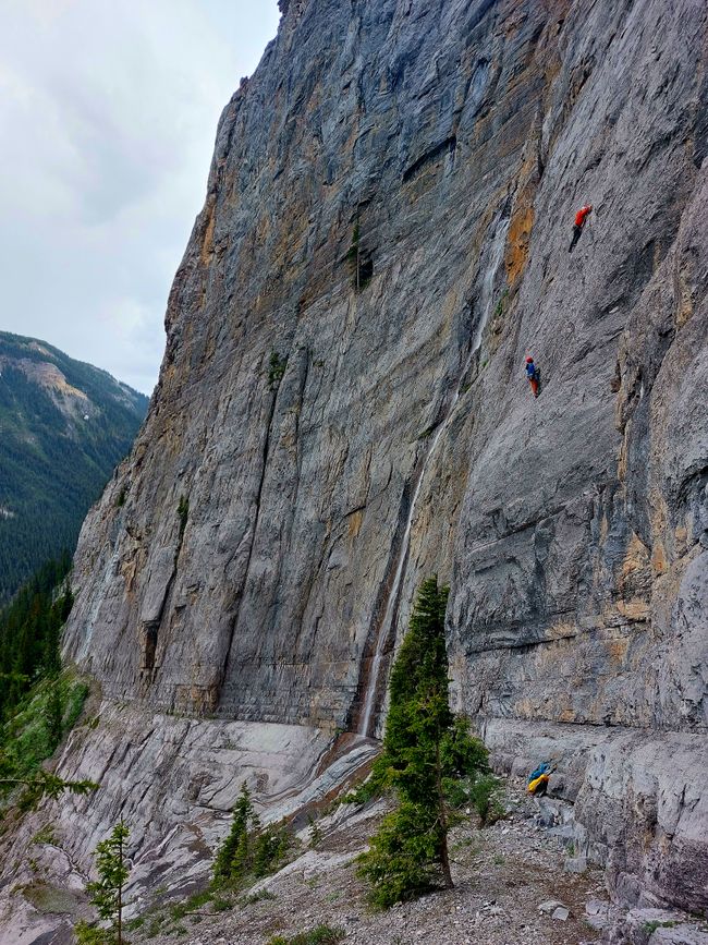 Other climbers at Borgeau Slabs