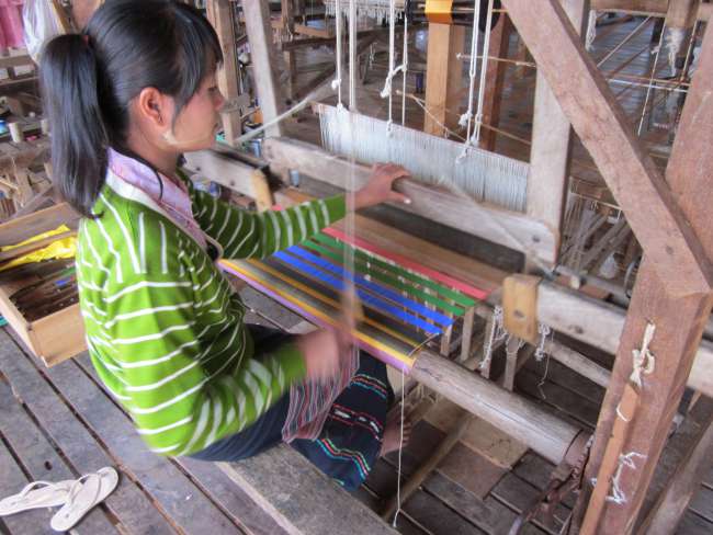 Longyi Weaving