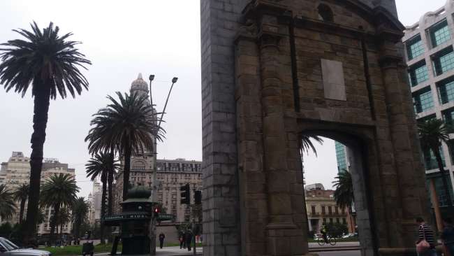 Montevideo - Plaza Independencia