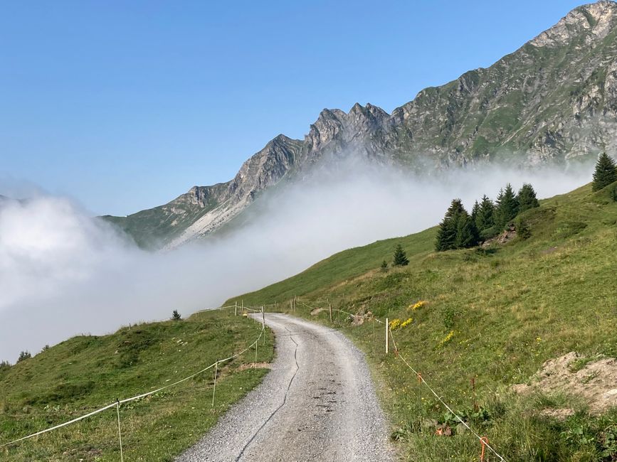 De Col de Coux in the distance (left)