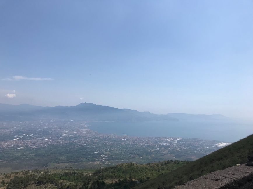 Trip to Napoli with hike to Vesuvius