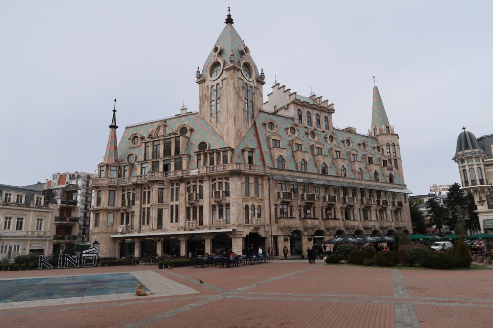 Dieses Hotel auf dem Europa Platz steht zum Verkauf 