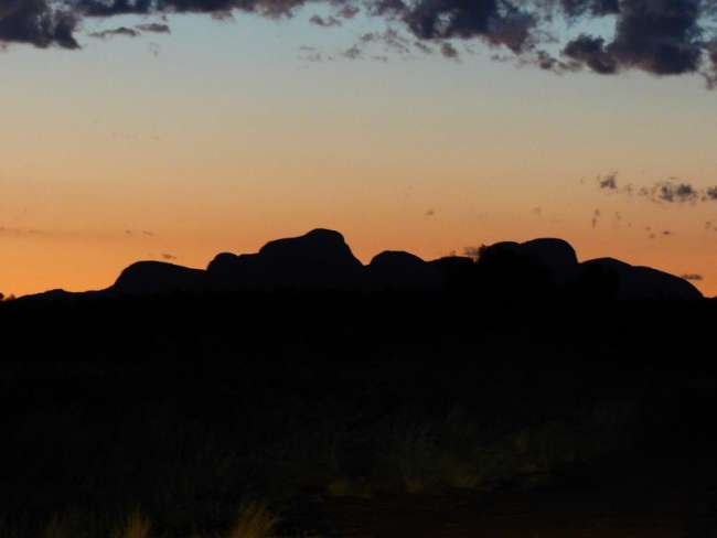 Day 26: Erldunda - Ayers Rock/Uluru - Olgas/Kata Tjuta